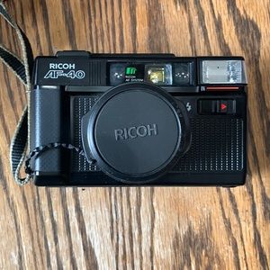 Ricoh AF-40 camera